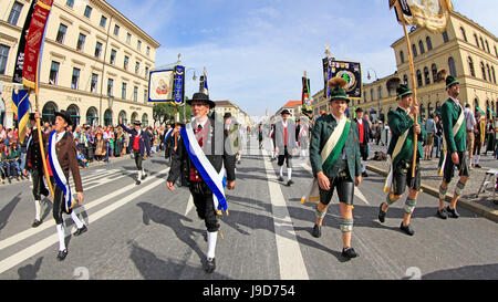 Traditioneller Trachtenumzug anlässlich des Oktoberfest, München, Upper Bavaria, Bayern, Deutschland, Europa Stockfoto