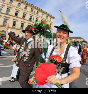 Traditioneller Trachtenumzug anlässlich des Oktoberfest, München, Upper Bavaria, Bayern, Deutschland, Europa Stockfoto