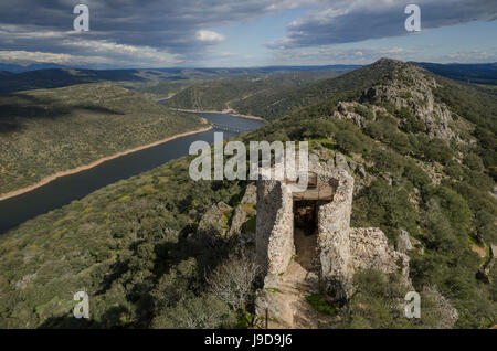 Castillo de Monfrague, Monfrague National Park (Parque Natural de Monfrague), Cáceres, Extremadura, Spanien, Europa Stockfoto