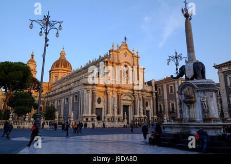 Kathedrale von Catania, gewidmet der Heiligen Agatha, Catania, Sizilien, Italien, Europa Stockfoto