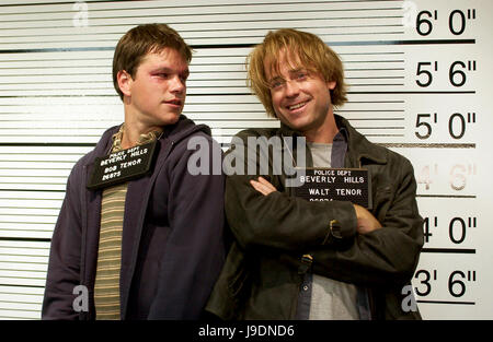 UNZERTRENNLICH / steckte sie USA 2003 / Bobby und Peter Farrelly sterben Brüder Bob (MATT DAMON) Und Walt (GREG KINNEAR) Regie: Bobby und Peter Farrelly aka. Stecken Sie Stockfoto