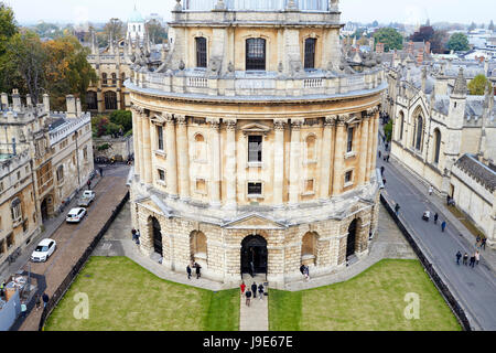 OXFORD / UK-26. Oktober 2016: erhöhte Blick auf Radcliffe Kamera Gebäude In Oxford Stockfoto