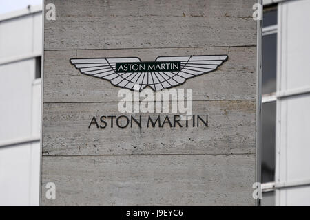 Aston Martin Autohaus Autokennzeichen, UK Stockfoto