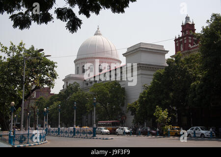 Die weiße Kuppel General Post Office auf BBD Square - ehemals Dalhousie Square - Kolkata - Calautta West Bengal Indien Stockfoto