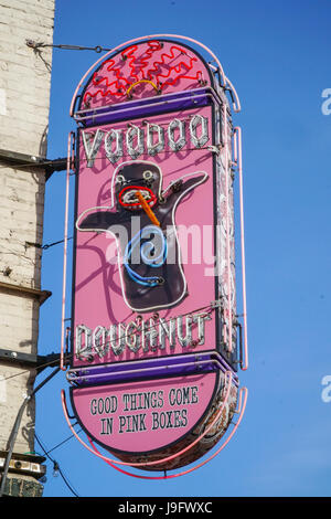 Berühmte Voodoo Donut in Portland Altstadt - PORTLAND - OREGON - 16. April 2017 Stockfoto