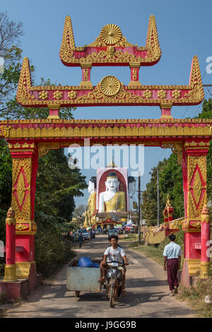 Myanmar, Pegu Provinz, in der Nähe von Bago City, Kyaikpun-Pagode Stockfoto