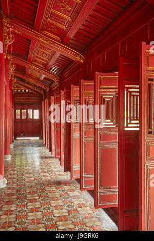 Hung Mieu Tempel, historische Hue Zitadelle (Reichsstadt), Hue, North Central Coast, Vietnam Stockfoto