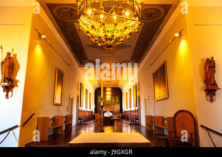 Das wunderschöne Interieur der Abteikirche in der spanischen Mission, New Norcia, Western Australia. Stockfoto