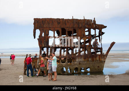 Strand, Wrack des Peter Iredale, Fort Stevens, historische Stätte, Bereich der Warrenton, Astoria, Oregon, USA, Amerika Stockfoto