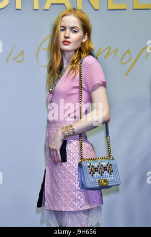 Tokio, Japan. 31. Mai 2017. Ellie Bamber besucht die CHANEL Métiers d ' Art Kollektion Paris Cosmopolite Show im Tsunamachi Mitsui Club am 31. Mai 2017 in Tokio, Japan. | Verwendung Weltweit/Picture Alliance Credit: Dpa/Alamy Live-Nachrichten Stockfoto