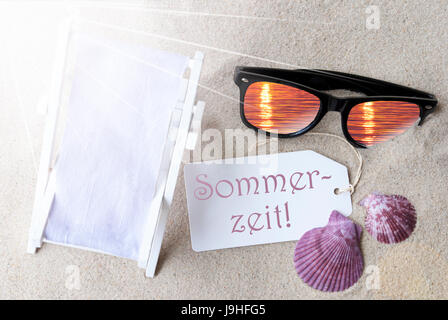 Sonnige Wohnung lag im Sommer Sommer Label Sommerzeit bedeutet Stockfoto