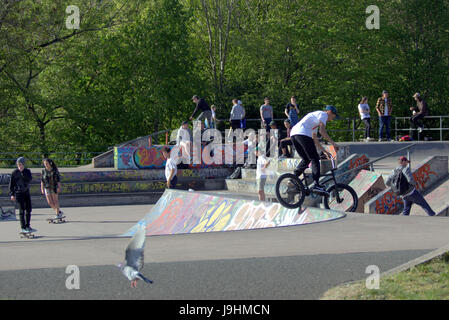 Glasgow Kelvingrove Park Szene Kelvingrove Skate Park Stockfoto