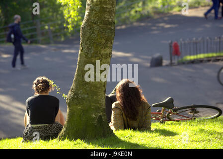 Glasgow Kelvingrove Park Szenen zu Fuß Stockfoto