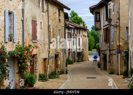 Frankreich, Dordogne, St. Jean de Cole, "Les Plus beaux villages de France (Schönste Dörfer Frankreichs), Straße Stockfoto