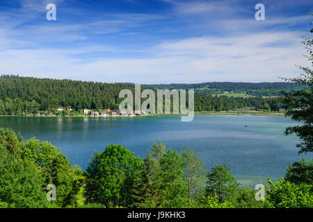 Frankreich, Doubs, Jura, Les Grangettes und Montperreux, See Saint-Point, und die kleinen Häuser von Port Titi Stockfoto