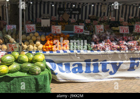 Freitag Markt, High Street, Chelmsford, Essex, England, UK Stockfoto