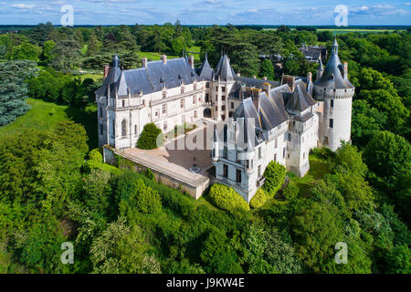 Frankreich, Loir-et-Cher (41), Vallée De La Loire Classée Patrimoine Mondial de seine, Chaumont-Sur-Loire, le Château et la Loire (Vue Aérienne) //Franc Stockfoto