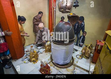 Shivling in Shankaracharya Tempel, Srinagar, Kaschmir, Indien, Asien Stockfoto