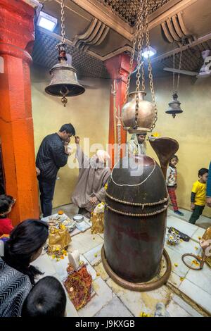 Shivling in Shankaracharya Tempel, Srinagar, Kaschmir, Indien, Asien Stockfoto