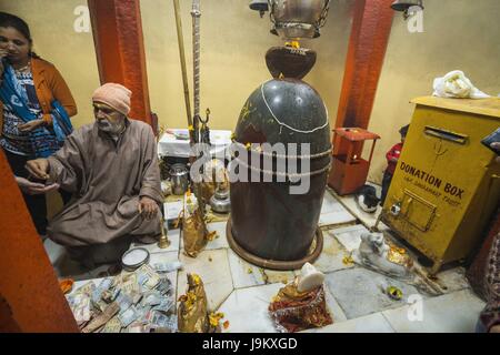 Shivling in Shankaracharya Tempel, Srinagar, Kaschmir, Indien, Asien Stockfoto