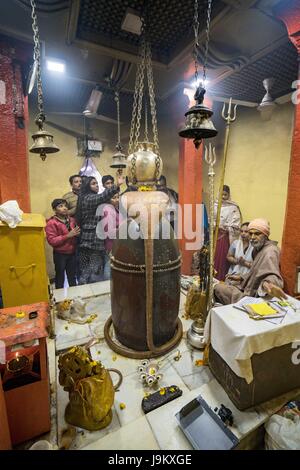 Shivling in Shankaracharya Tempel, Srinagar, Kaschmir, Indien, Asien Stockfoto