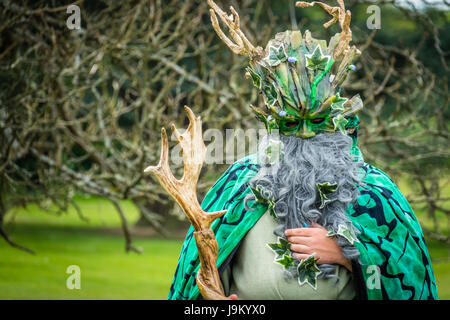 Hever Castle, England - April 2017: Porträt des grünen Mannes am Maifeiertag Frühlingsfestival an der Hever Castle, Kent, England, UK Stockfoto