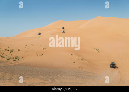 Off Road 4 x 4 in der Nähe von Dubai in den Vereinigten Arabischen Emiraten Stockfoto