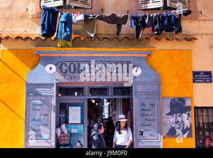 Malerische Shop in der Panier Viertel von Marseille Stockfoto