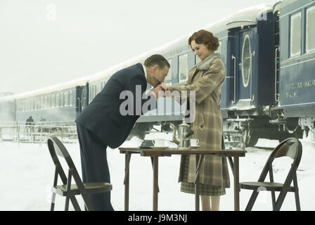 MURDER ON THE ORINET EXPRESS 2017 20th Century Fox Film mit Kenneth Branagh als Poirot und Daisy Ridley als Mary Debenham Stockfoto