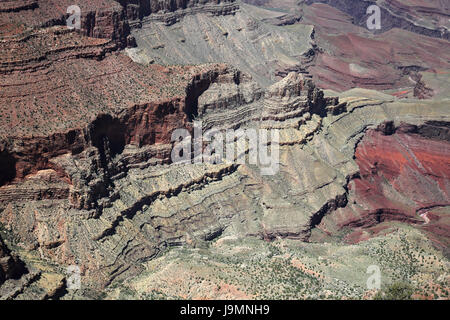 spektakuläre Felsen Farben und Formationen vom Südrand des Grand Canyon Arizona angesehen Stockfoto