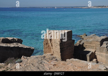 Küste in der Nähe von ses Covetes, mallorca Stockfoto