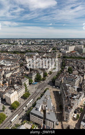 Luftaufnahme von Nantes Innenstadt von der Terrasse des Turmes Bretagne Stockfoto