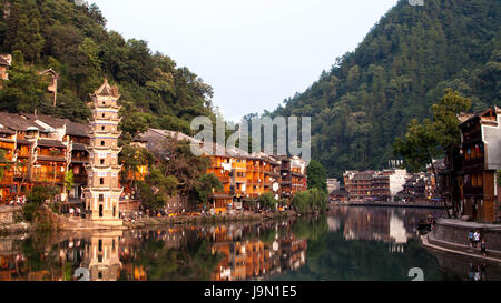 Fenghuang goldene Stunde szenische Ansicht Stockfoto