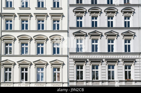 alte Häuser mit Stuck in Berlin Kreuzberg zu schleppen Stockfoto