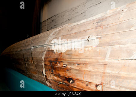 BADDECK, Kanada - 13. August 2016: U-Boot Holzboot Prototyp auf dem Display in das Alexander Graham Bell National Historic Site Stockfoto