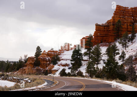 Felsformationen der Red Canyon in Utah winter Stockfoto