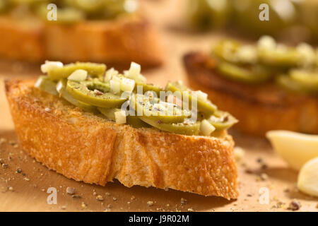 Olivenöl, Knoblauch, Italienisch, Starter, Baguette, Brot, Pfeffer, grün, Scheibe, Stockfoto