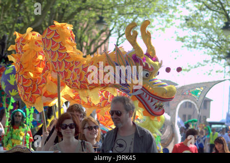 West End Festival Szenen und Menschen, Glasgow-Darsteller Stockfoto