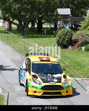 Aigle, Suisse. 2. Juni 2017. Aigle, 02.06.2017, Rallye du Chablais, Equipage Sebastien Carron (SUI) & Vincent Landais (FRA), ES 1 Evionnaz - Vernayaz Foto: Cronos/Frederic Dubuis/Alamy Live News Stockfoto