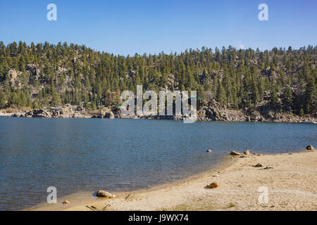 Morgen Blick auf das schöne Big Bear Lake, Los Angeles County, Kalifornien Stockfoto