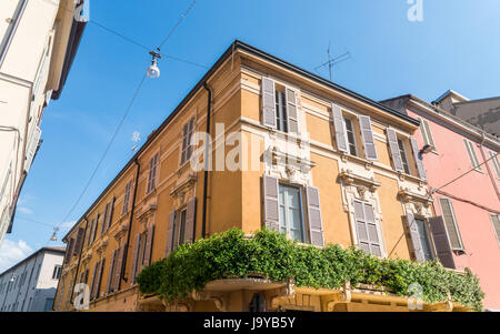 Bunte Wohnungsbau in Parma Stadt Emilia-Romagna Region zentrales Italien Mitteleuropa Stockfoto
