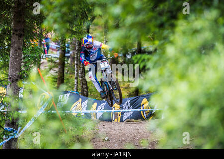 Fort William, Schottland, UK 4. Juni 2017 UK Sport: Marcelo Gutierrez Villegas auf seinem Weg zum 4. Platz bei seinem Rennen bei Fort William UCI Mountain Bike World Cup laufen. Kredit Reuben Tabner/Alamy Live-Nachrichten Stockfoto