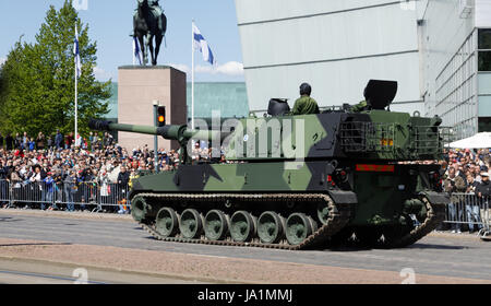 Helsinki, Finnland. 4. Juni 2017. Panzerhaubitze K9 Thunder auf März-von Kredit: Hannu Mononen/Alamy Live News Stockfoto