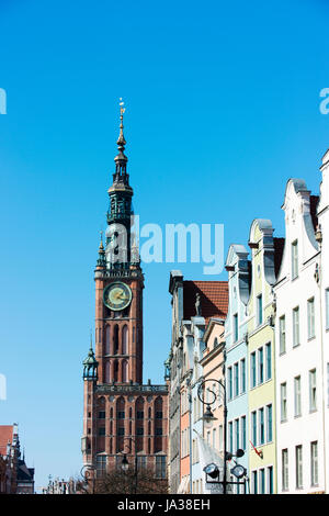 Das gotische Rathaus, heute im Historischen Museum, in der Danziger Altstadt. Stockfoto