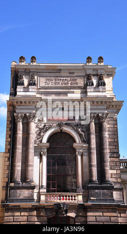 Dresden, Hochschule, Universität, Akademie der Künste, Kunsthochschule, Kunst, Kunst, braun, Stockfoto