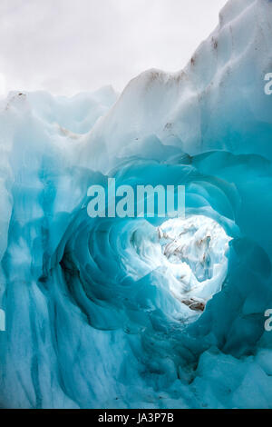 Eis, Bogen oder Loch in der Oberfläche von einem Gletscher, Fox Glacier, Südinsel, Neuseeland Stockfoto