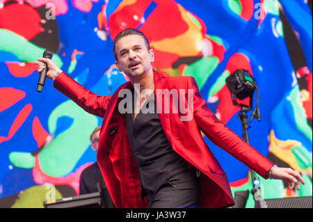 Depeche Mode Spielen London Stadium im Queen Elizabeth Olympic Park auf Samstag, 3. Juni 2017 als Teil ihrer "Global Spirit"-Tour.  Bilder Copyright (c) Ken Harrison Fotografie - www.kenharrisonphotography.co.uk möchten Sie kopieren oder Bilder verwenden, wenden Sie sich an Ken Harrison Fotografie an; Info@kdharrison.Co.UK für weitere Informationen.  Web: www.kenharrisonphotography.co.uk E-Mail: info@kdharrison.co.uk Twitter: @kenharrison101 Facebook: www.facebook.com/KenHarrisonPhotography Stockfoto