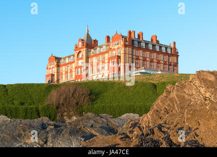 die Landzunge Hotel mit Blick auf fistral Strand in Newquay, Cornwall, England, Großbritannien, uk. Stockfoto