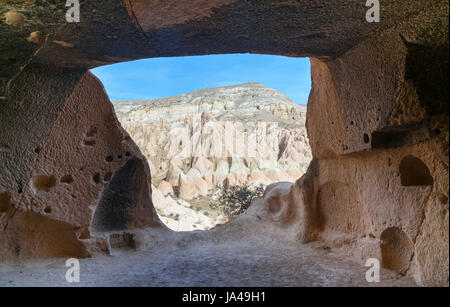 Blick auf Rosental aus Höhle. Cappadocia. Nevsehir Provinz. Turkei Stockfoto