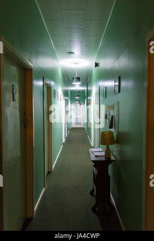 Einem grünen Korridor in einem motel Stockfoto